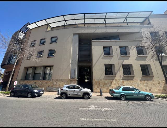 373M² OFFICE TO LET IN MELROSE ARCH